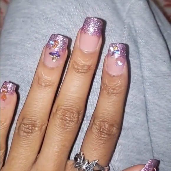 LAST CHANCE🦋 Lilac Glitter Ombre Butterfly Mediu Press On Nails - Picture 3 of 6